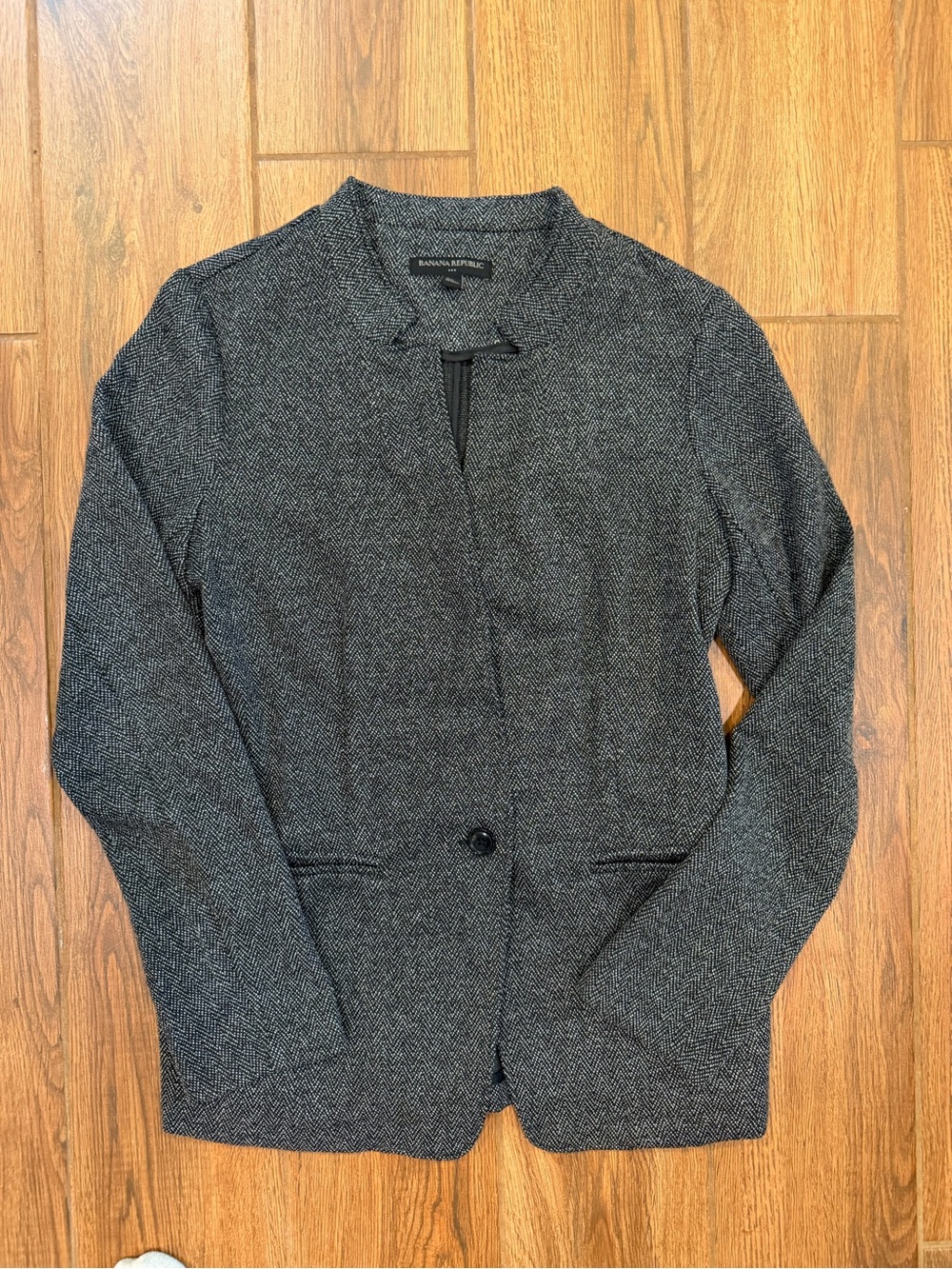 Banana Republic Women's Gray Herringbone Blazer Jacket / small